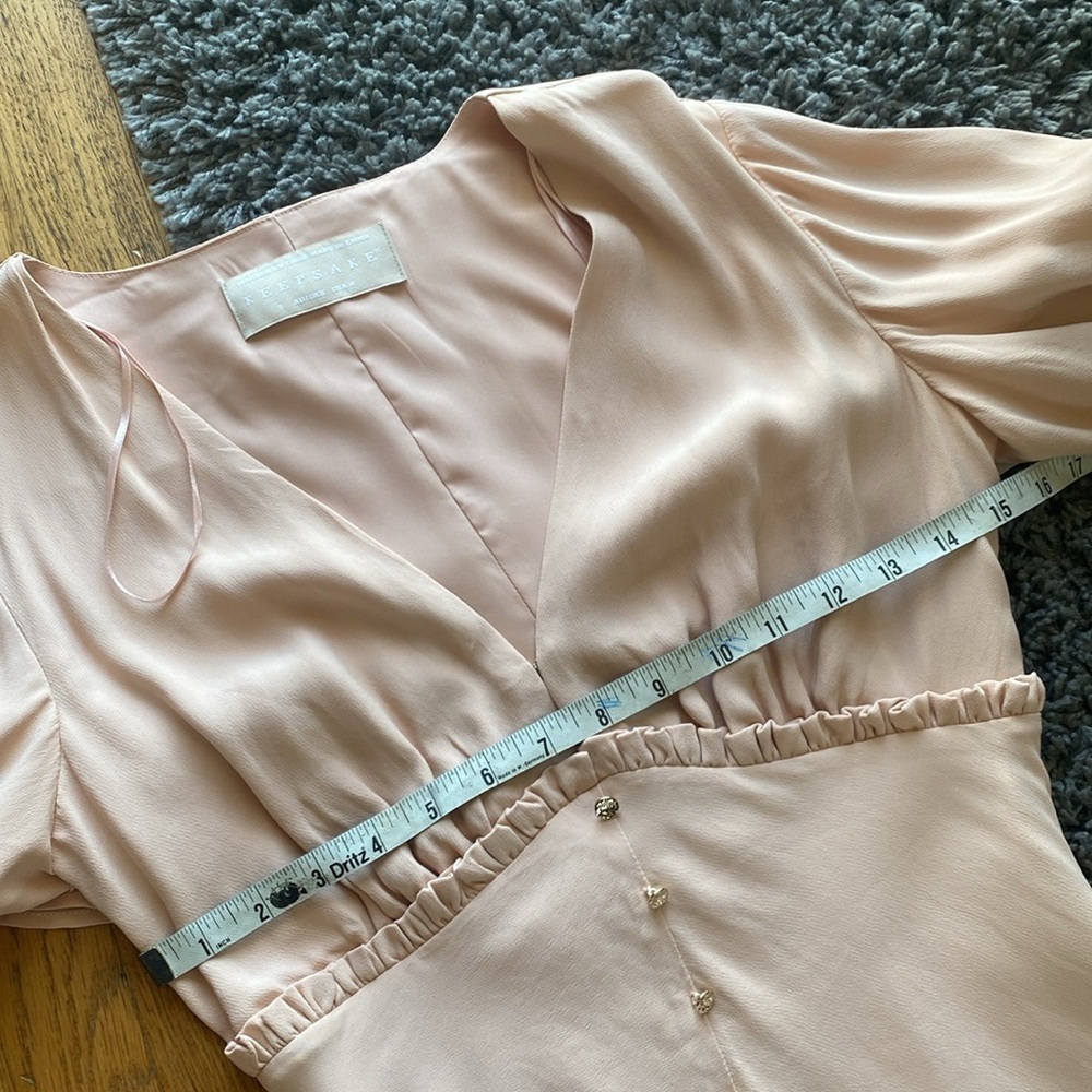 KEEPSAKE Kinship Blush Pink V Neck Gold Button Flare Sleeve Midi Dress Size 4 - Picture 10 of 16